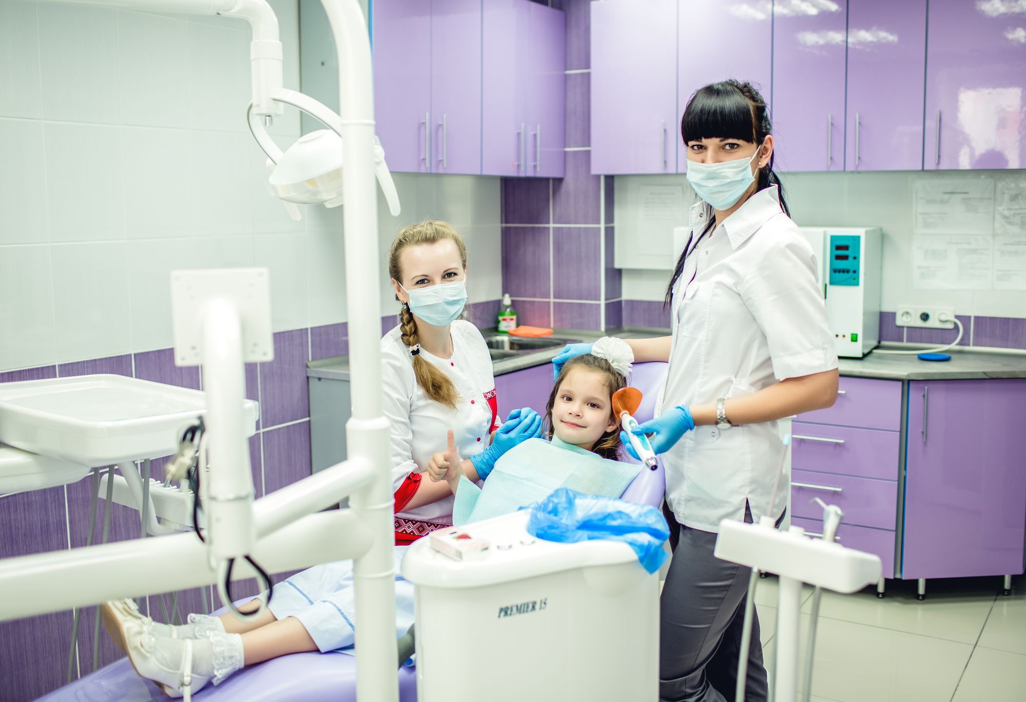 Детский стоматолог Анна Попиль в работе